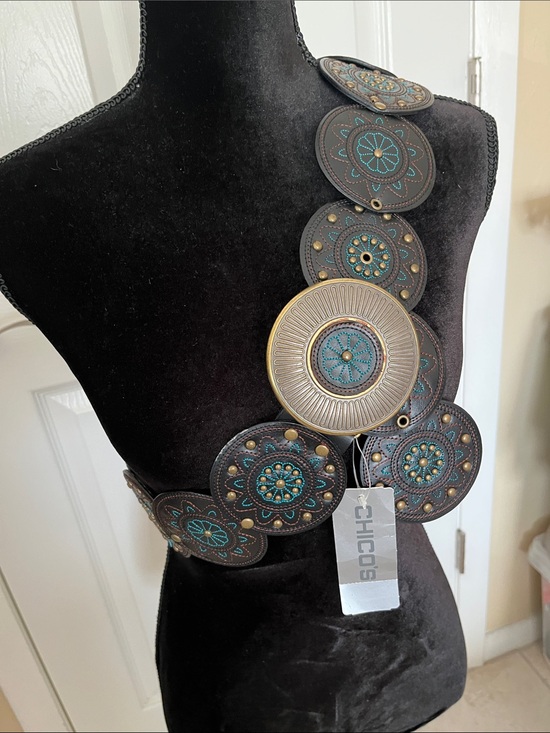 Chico's Accessories - Chico’s VTG  NWT Mesa slouch belt black teal leather conchos brass round buckle